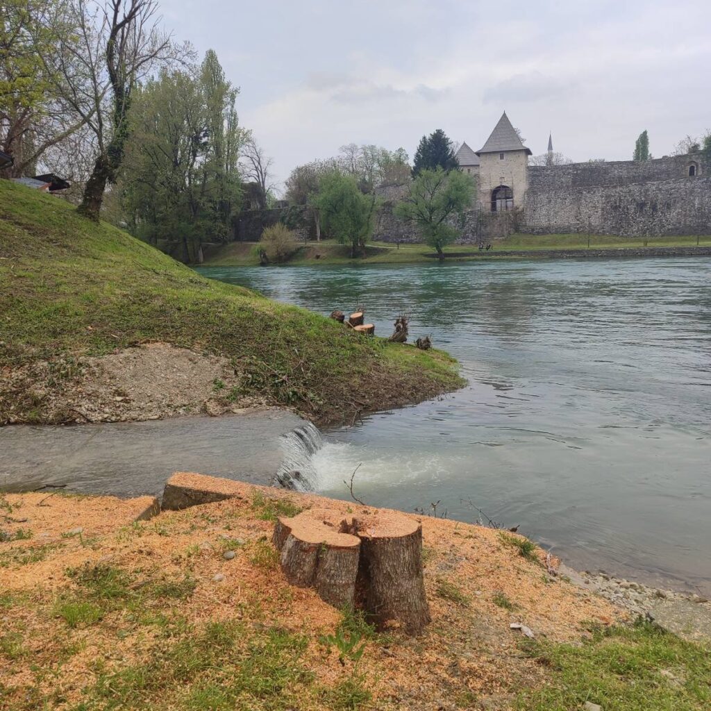 Autor fotografije je  J. Ivanić, a preuzeta je s facebook-profila Centra za životnu sredinu